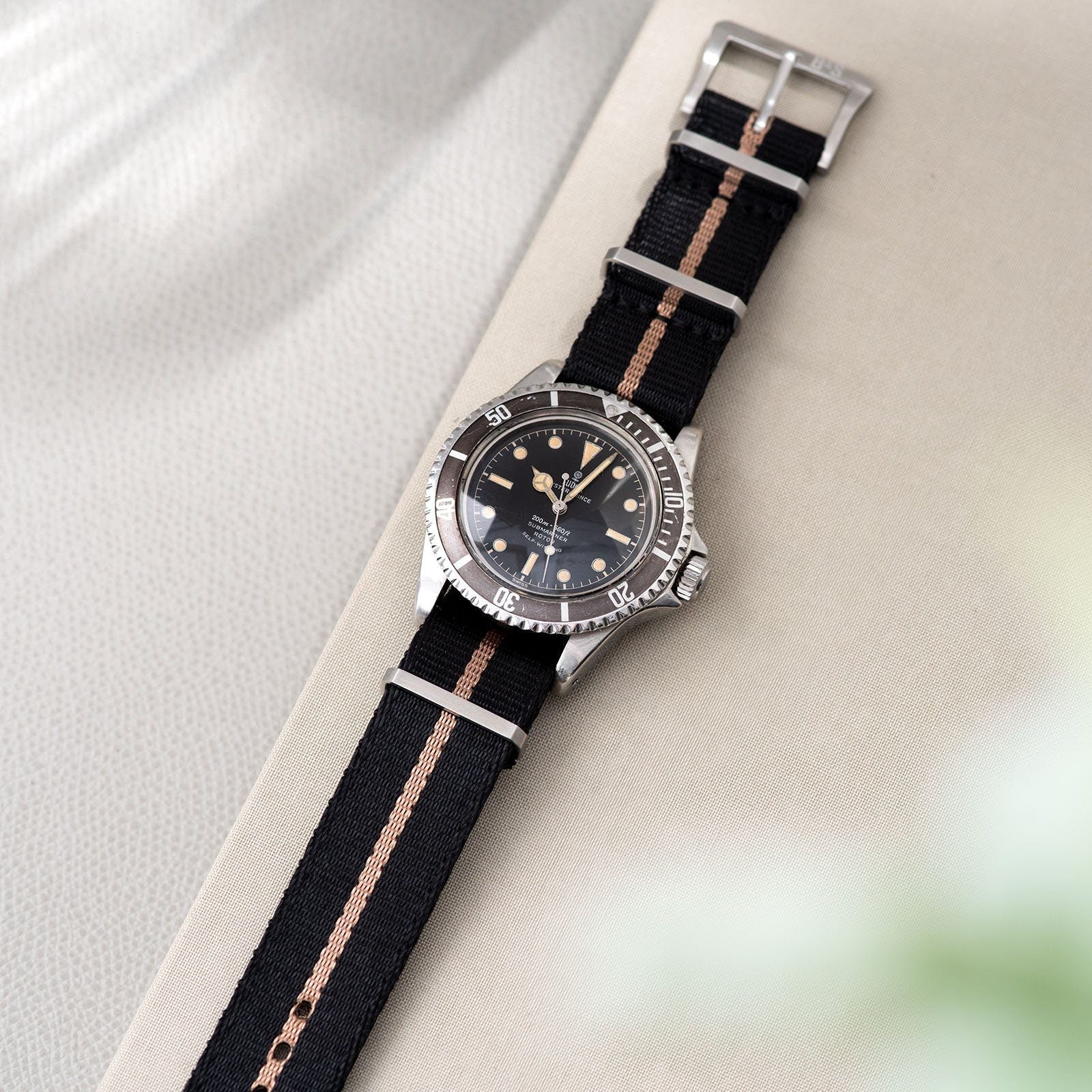 Deluxe Nylon Single Pass Watch Strap Black One Stripe Bronze - Image 6